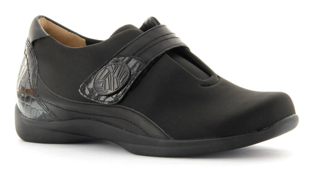 ZIERA Unique black foot sensation shoes size 39 (8.5)